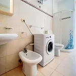Bussola شقة